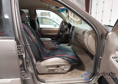 2004 Mercury Mountaineer из США, поврежденный, VIN 4M2DU86WX4ZJ21923